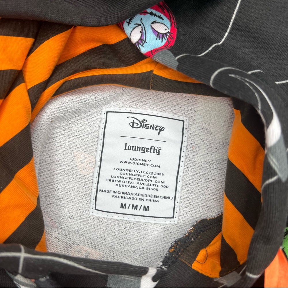 Loungefly Disney Nightmare Before Christmas Ornaments Unisex Hoodie Size Med NWT - Picture 13 of 15